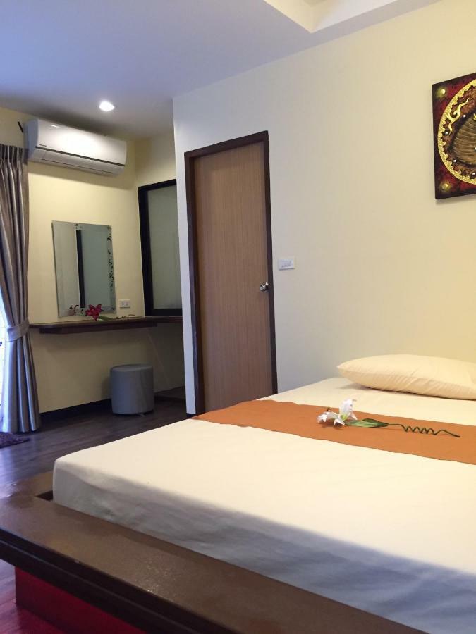 Angie Resort At Sapan Mai Bangkok Exterior photo